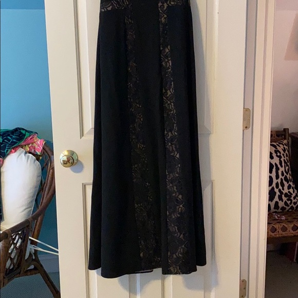 NWT Calvin Klein gown size 2 - Picture 3 of 3